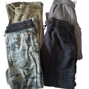 GAP set of 4 Kids Camouflage and Solid Color Jogger Pants Set size M(8)